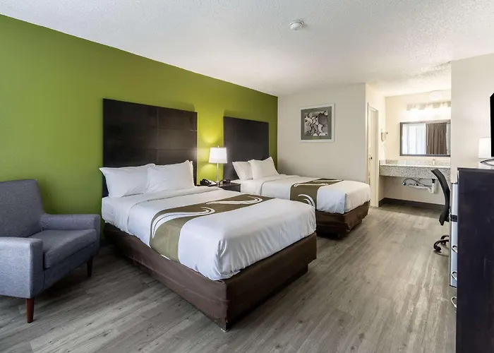 Quality & Near I-70 And Hwy 51 Hotel