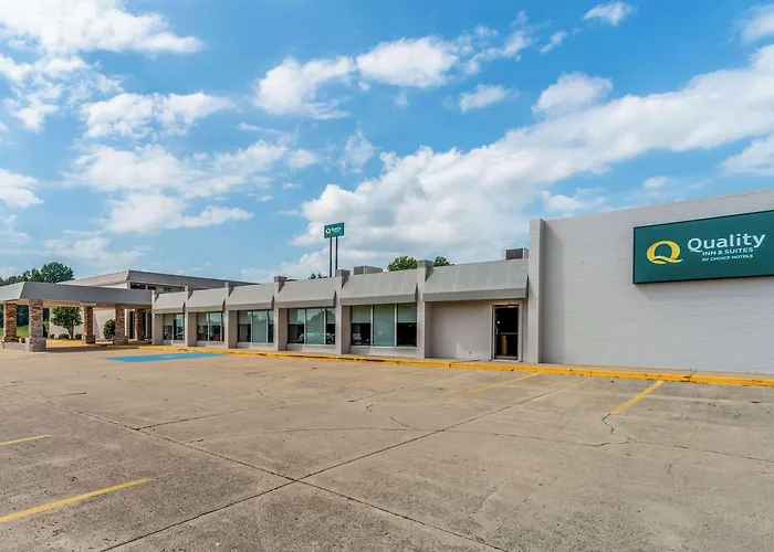 Quality & Near I-70 And Hwy 51 Hotel
