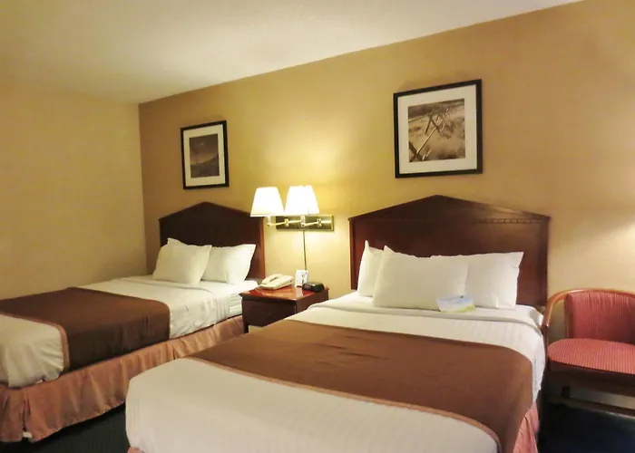 Hotel Quality & Near I-70 And Hwy 51 Vandalia